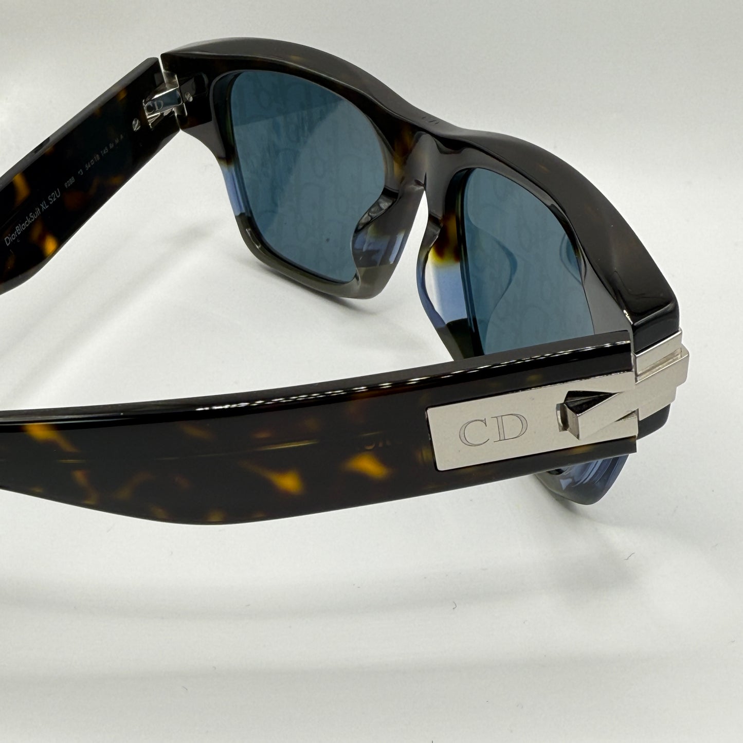 Dior DiorBlackSuit XL S2U Oblique