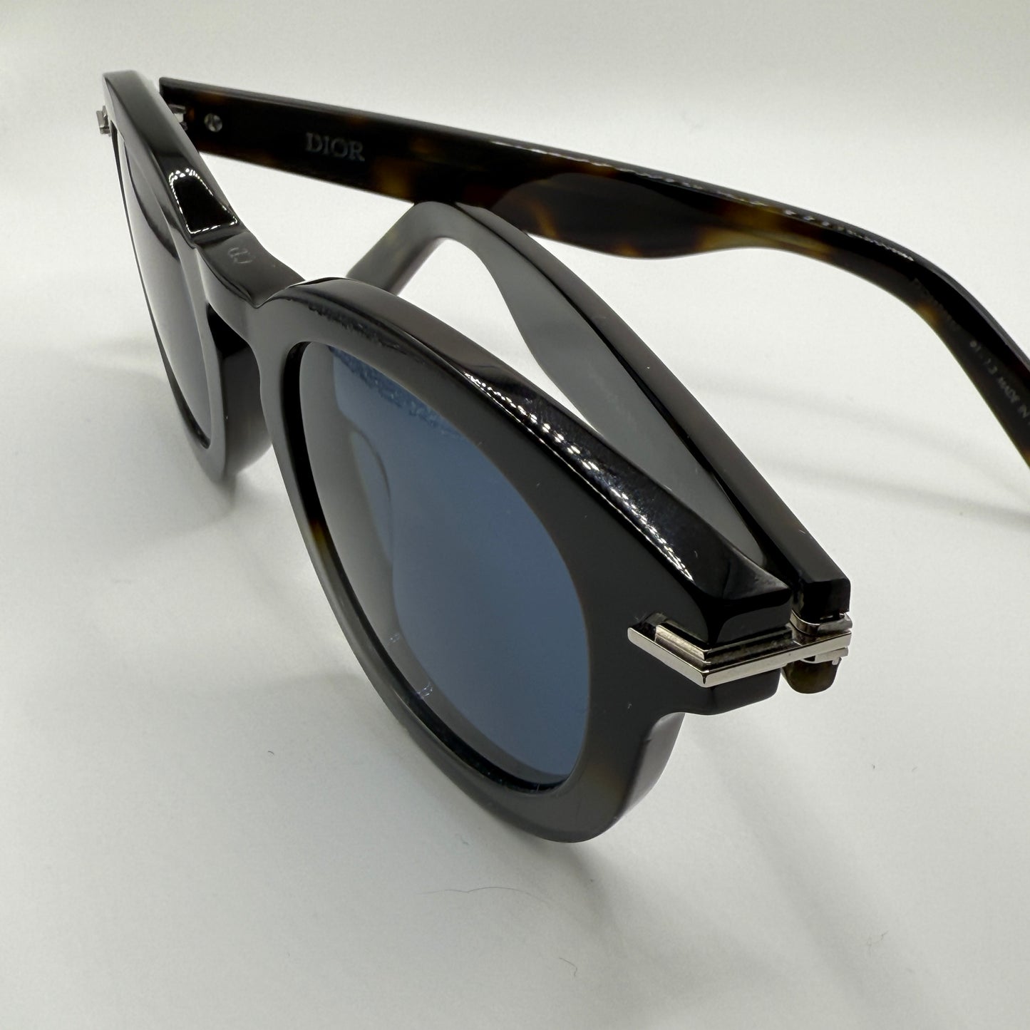 Dior DiorBlackSuit R5I