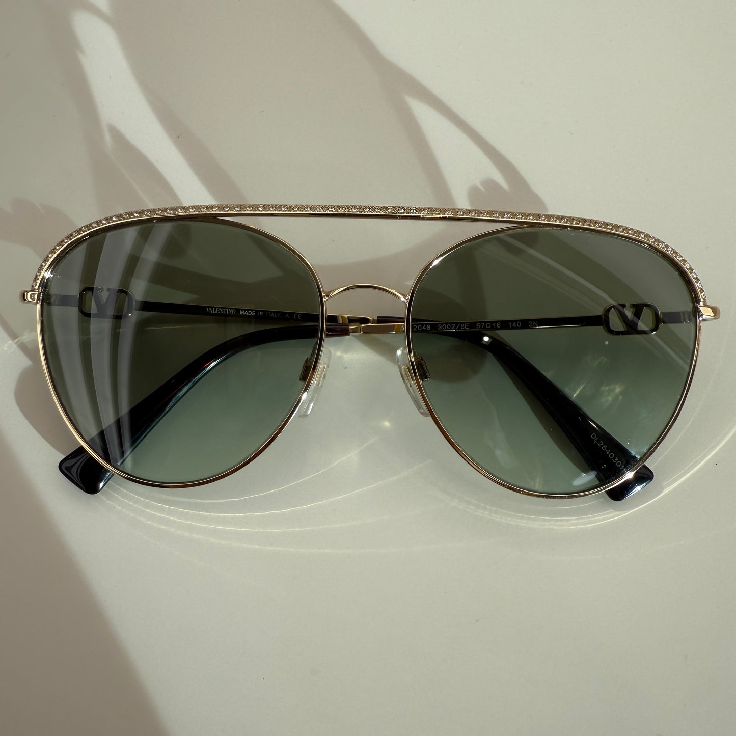 Valentino VA 2048 – Occhiali da Sole Swarovski Edition
